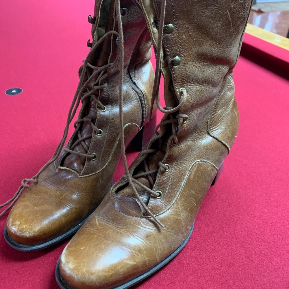 Naturalized granny boots